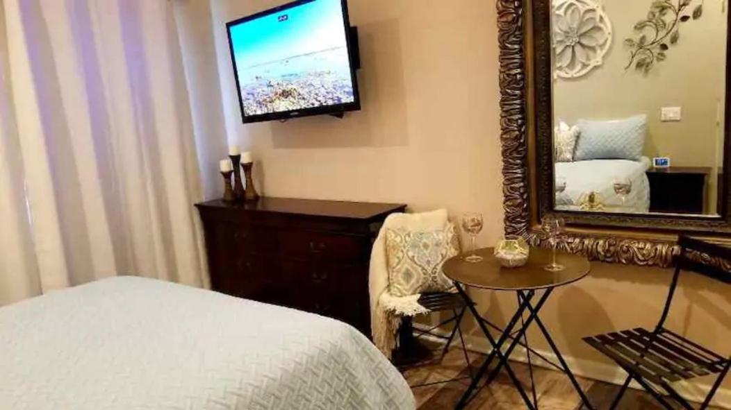 Private Casita In The Heart Of Palm Desert Exterior foto