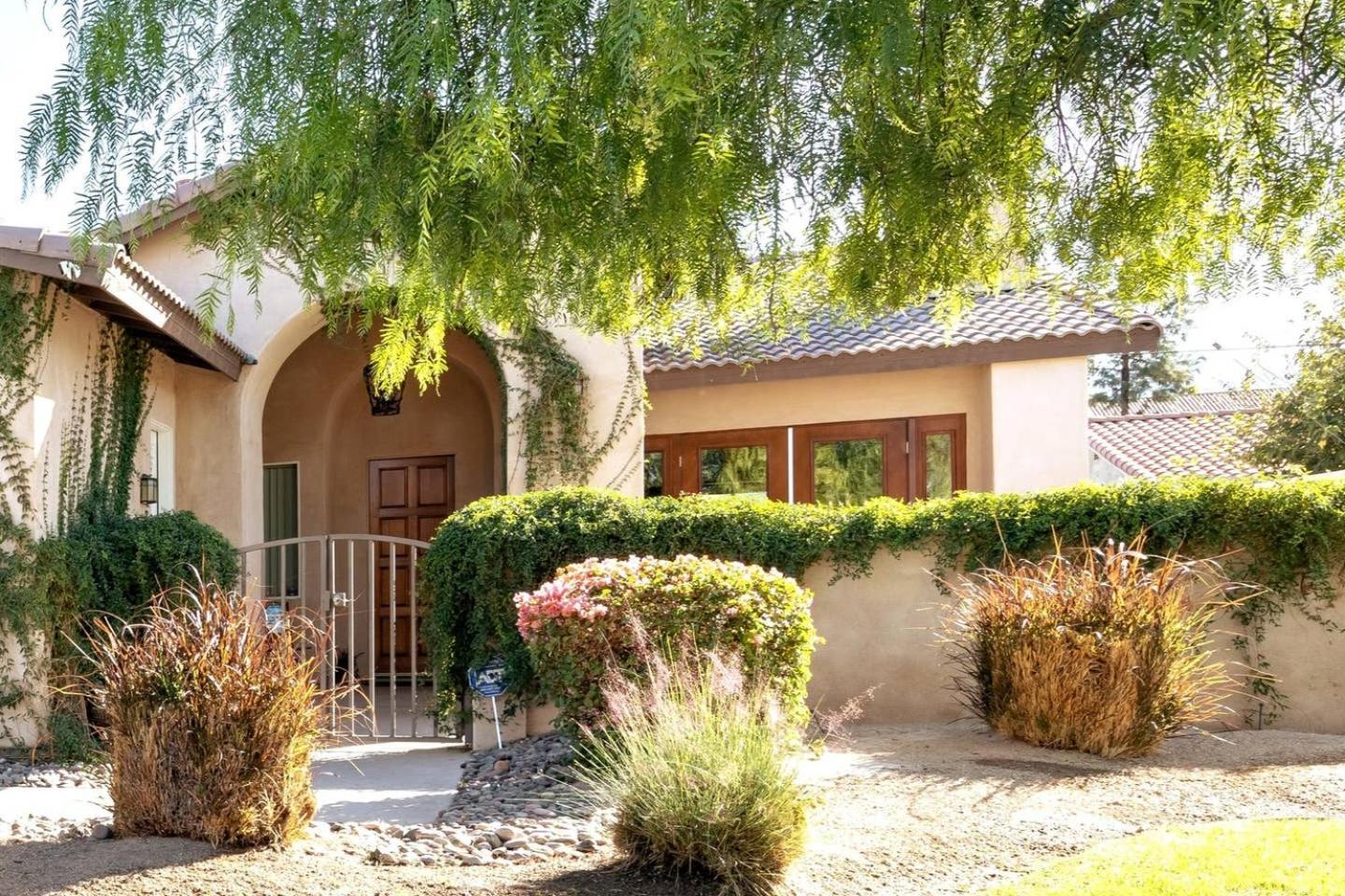 Private Casita In The Heart Of Palm Desert Exterior foto
